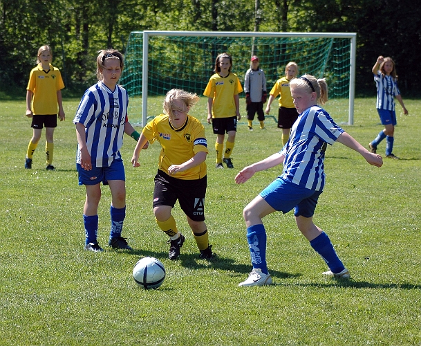 2006-06-10 (75).JPG - Flickor-95 Arboga Södra IF - Forsby FF